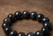 Náramek Labradorit – tajemný záblesk světla na tvém zápěstí